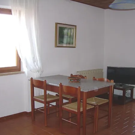 By Interhome Apartament Brenzone sul Garda