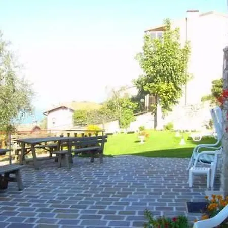 By Interhome Lägenhet Brenzone sul Garda