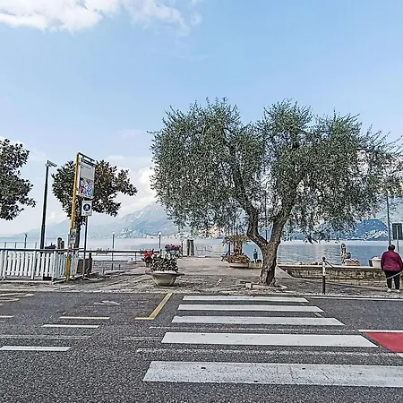 Lägenhet By Interhome Brenzone sul Garda