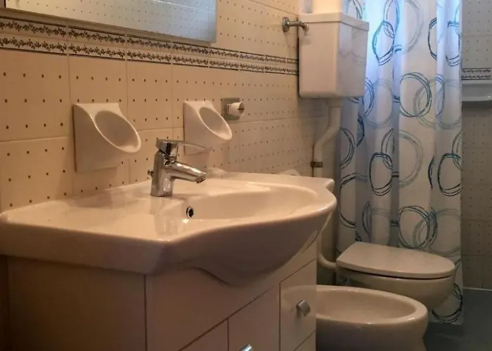 Апартаменты By Interhome Бренцоне-суль-Гарда